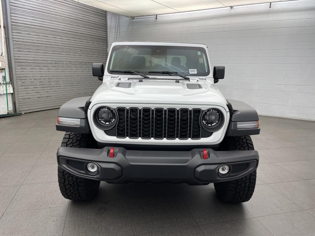 new 2025 Jeep Gladiator car, priced at $48,114