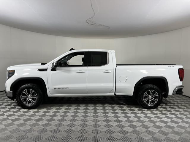 used 2023 GMC Sierra 1500 car, priced at $38,873