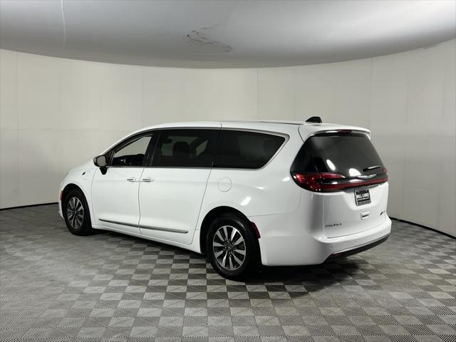 used 2023 Chrysler Pacifica Hybrid car, priced at $27,473