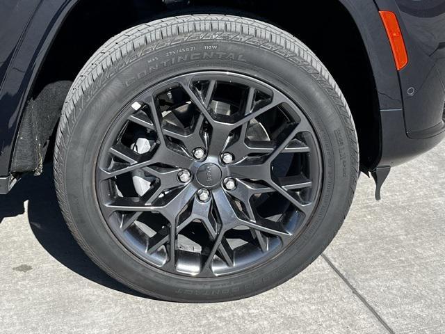 used 2024 Jeep Grand Cherokee L car, priced at $59,973