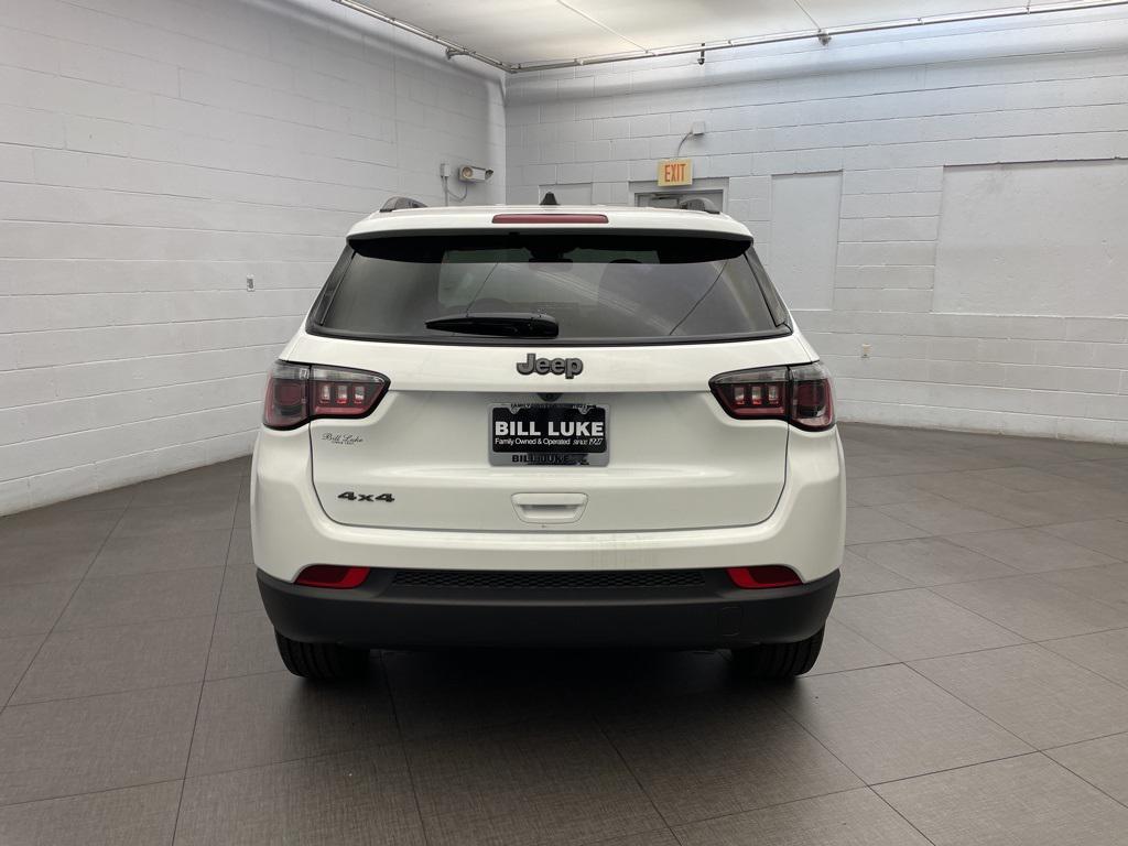 new 2025 Jeep Compass car, priced at $28,456