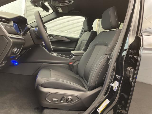 new 2025 Jeep Grand Cherokee car, priced at $32,730