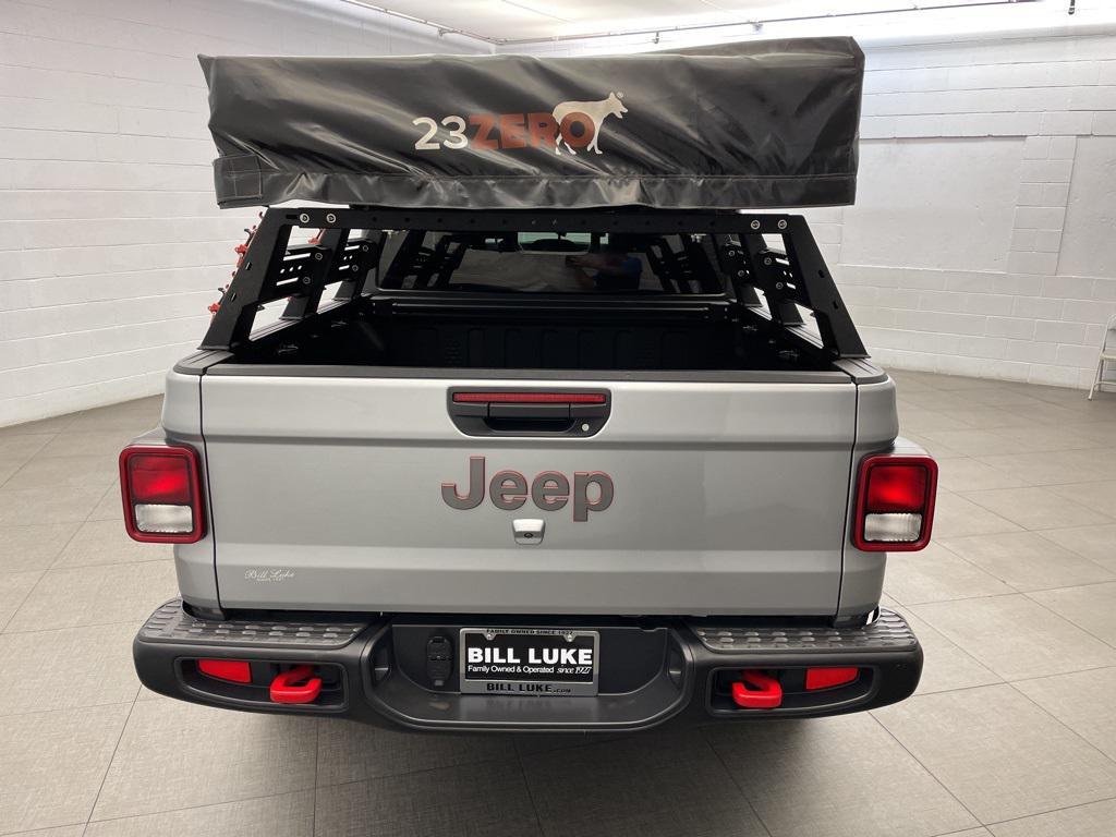 used 2021 Jeep Gladiator car, priced at $32,573
