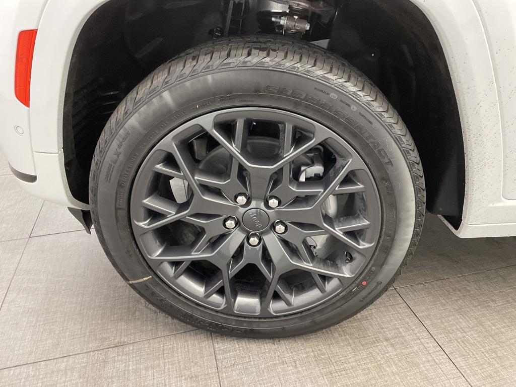 new 2025 Jeep Grand Cherokee L car, priced at $63,128