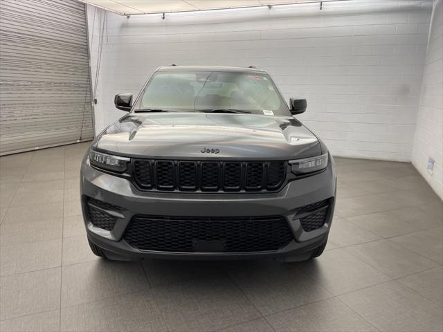 new 2025 Jeep Grand Cherokee car, priced at $36,172