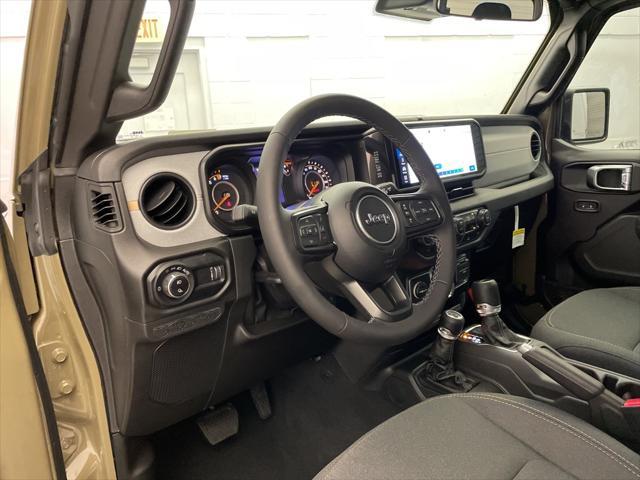 new 2025 Jeep Gladiator car, priced at $42,084