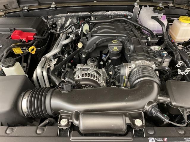 new 2025 Jeep Gladiator car, priced at $42,084