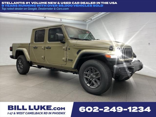 new 2025 Jeep Gladiator car, priced at $42,084