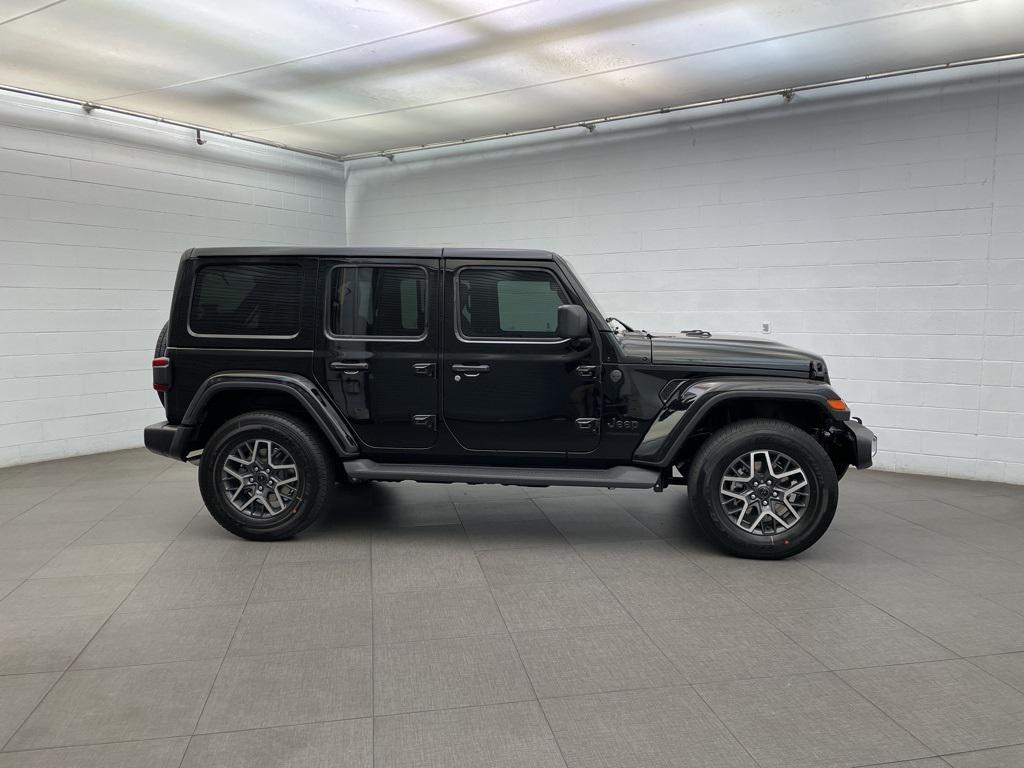 new 2025 Jeep Wrangler car, priced at $49,033