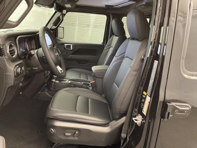 new 2025 Jeep Wrangler car, priced at $49,131