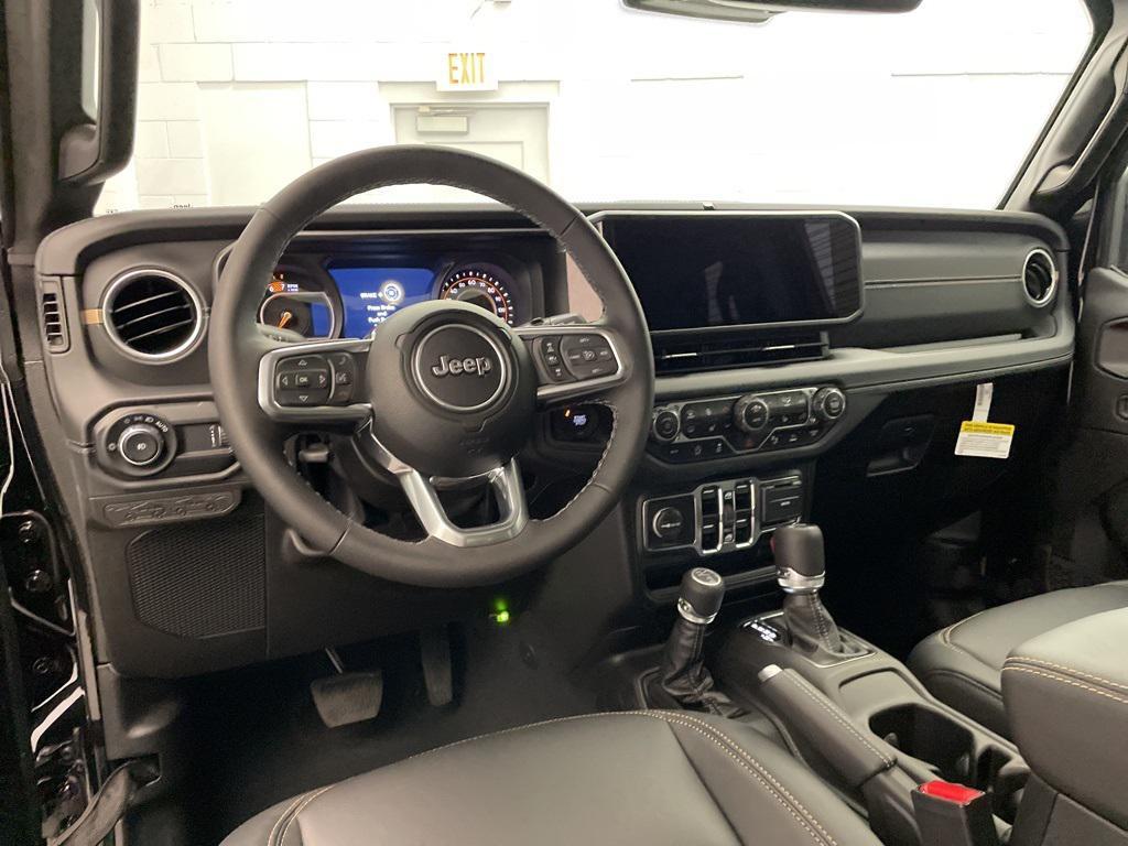 new 2025 Jeep Wrangler car, priced at $49,033