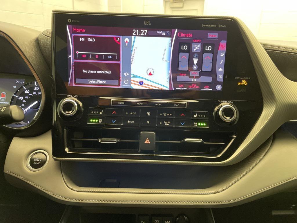 used 2021 Toyota Highlander car, priced at $34,273