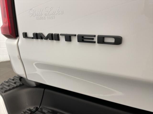 new 2025 Ram 1500 car, priced at $70,134