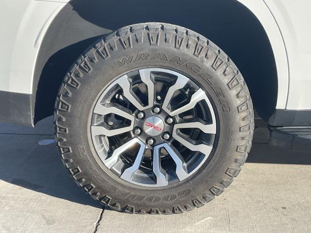 used 2023 GMC Yukon car, priced at $57,573