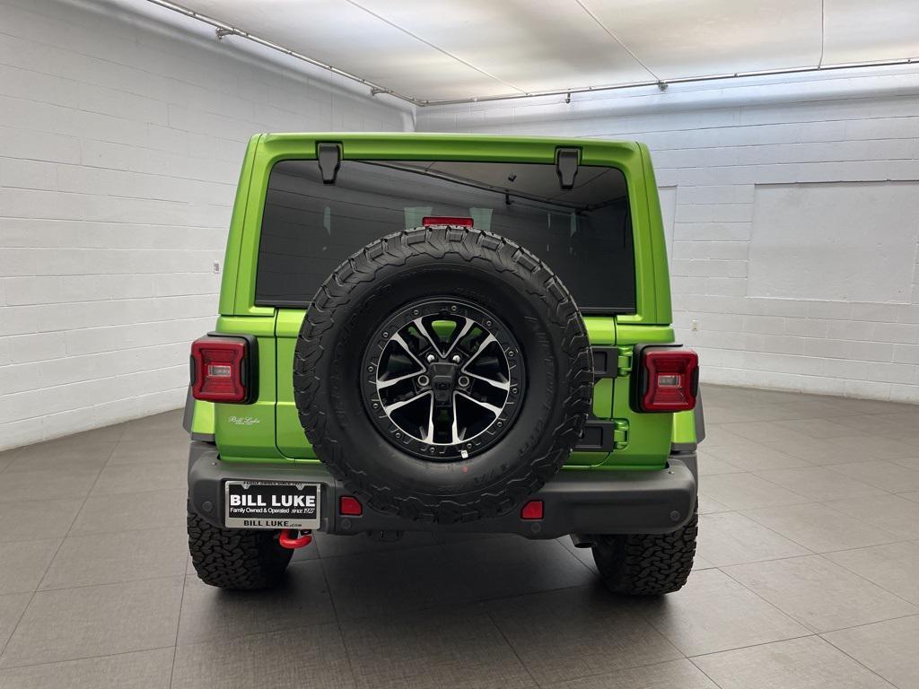 new 2025 Jeep Wrangler car, priced at $55,379