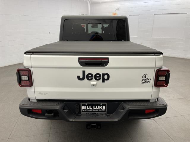 new 2024 Jeep Gladiator car, priced at $46,995