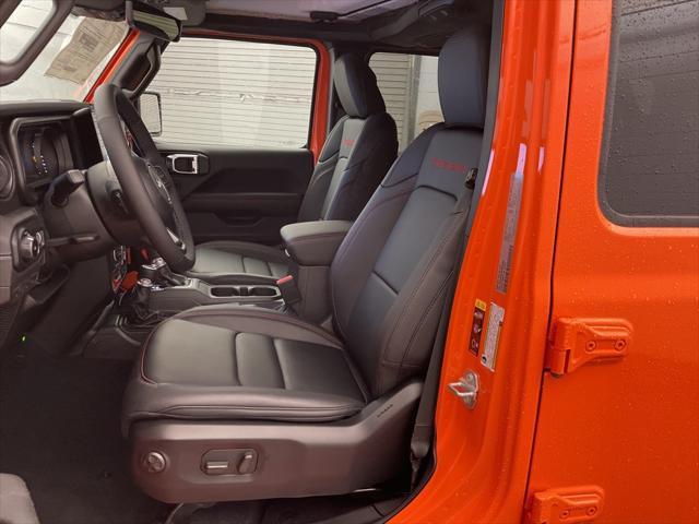 new 2025 Jeep Wrangler car, priced at $59,199