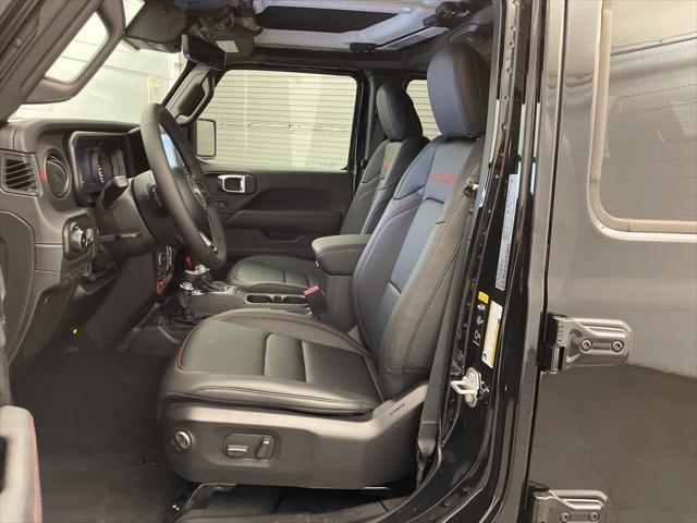 new 2025 Jeep Wrangler car, priced at $60,354