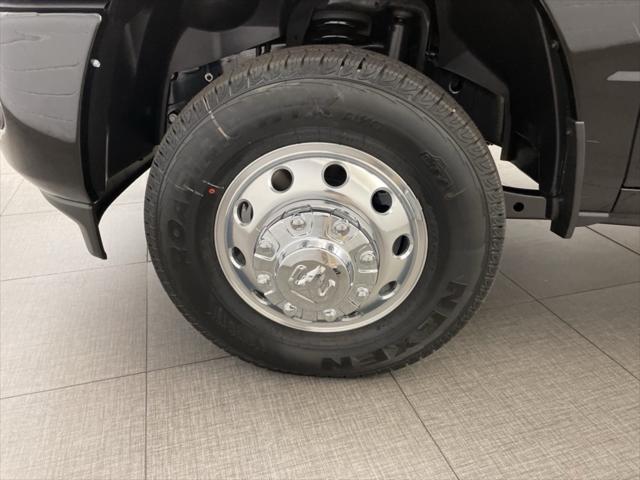new 2025 Ram 3500 car, priced at $72,408