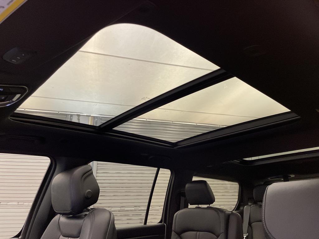 new 2025 Jeep Wagoneer car, priced at $68,587