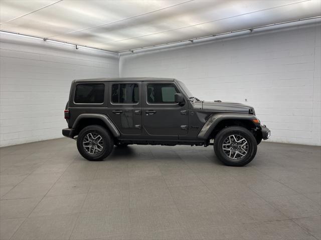 new 2025 Jeep Wrangler car, priced at $53,197