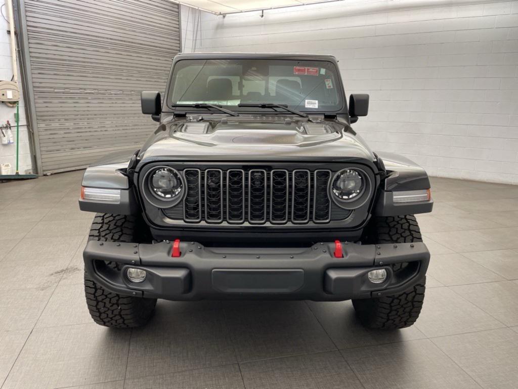 new 2025 Jeep Gladiator car, priced at $50,928