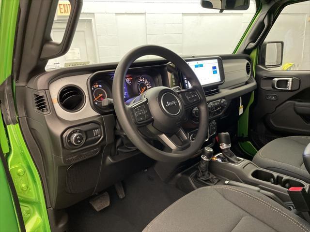new 2025 Jeep Gladiator car, priced at $38,155