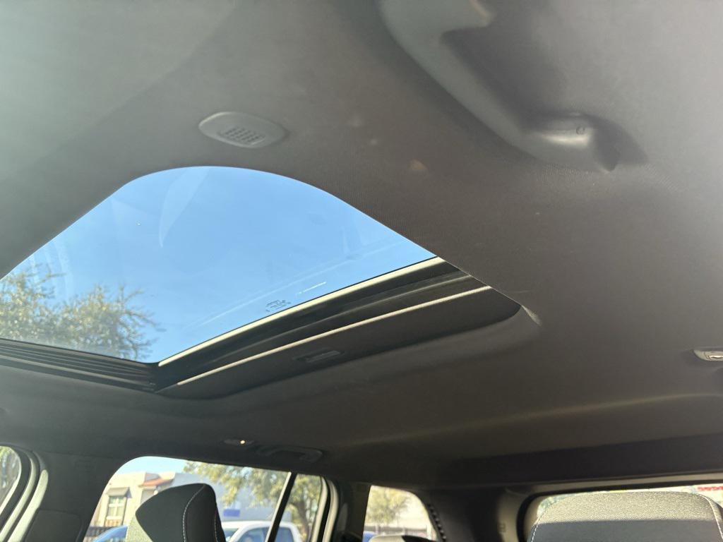 used 2025 Jeep Grand Cherokee car, priced at $32,973