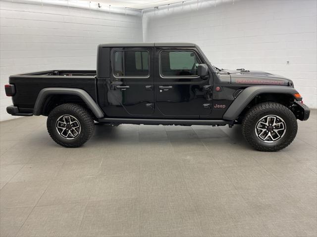 new 2024 Jeep Gladiator car, priced at $53,305