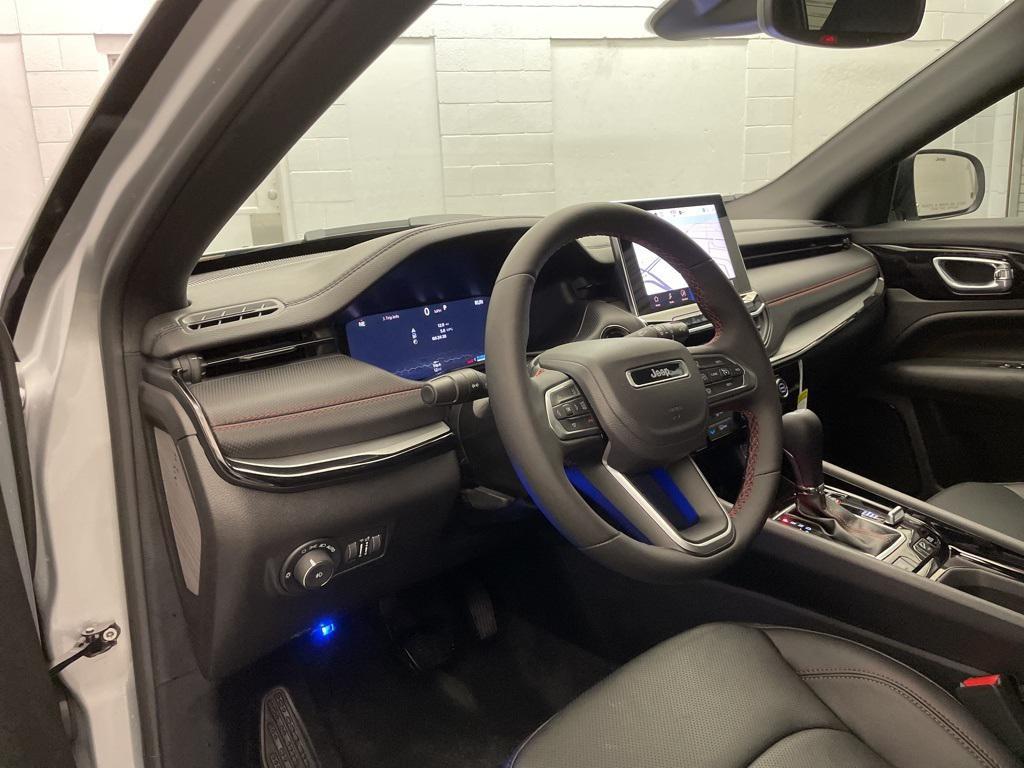 new 2025 Jeep Compass car, priced at $32,963