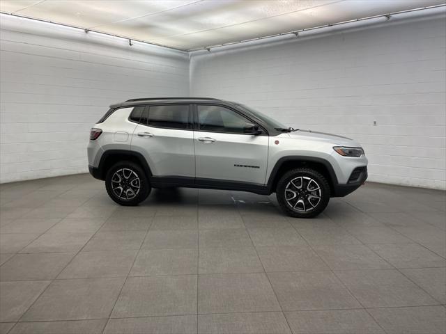 new 2025 Jeep Compass car, priced at $34,263