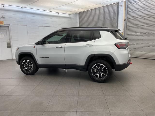 new 2025 Jeep Compass car, priced at $34,263