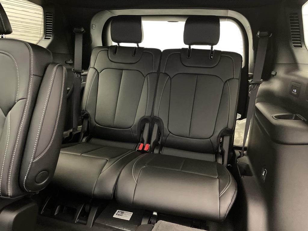 new 2025 Jeep Grand Cherokee L car, priced at $46,454