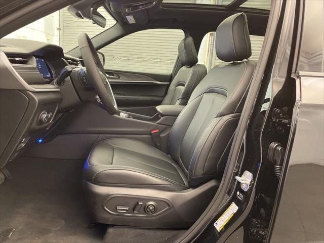 new 2025 Jeep Grand Cherokee L car, priced at $46,552