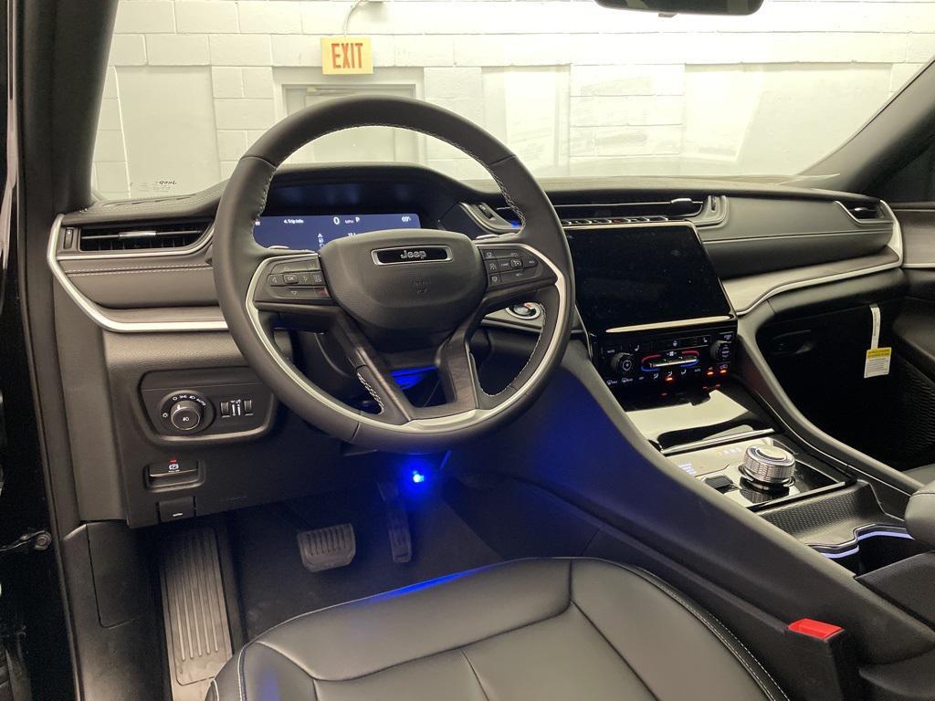 new 2025 Jeep Grand Cherokee L car, priced at $46,454