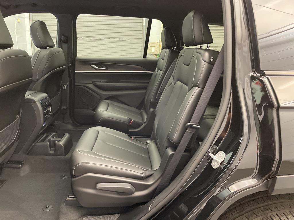 new 2025 Jeep Grand Cherokee L car, priced at $46,454