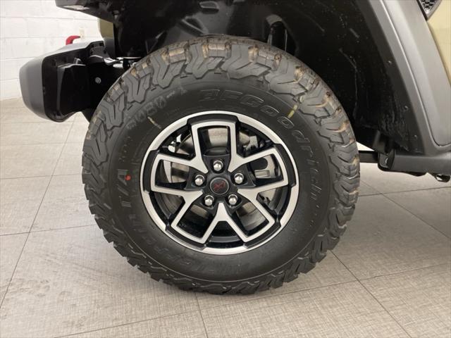 new 2025 Jeep Wrangler car, priced at $54,507