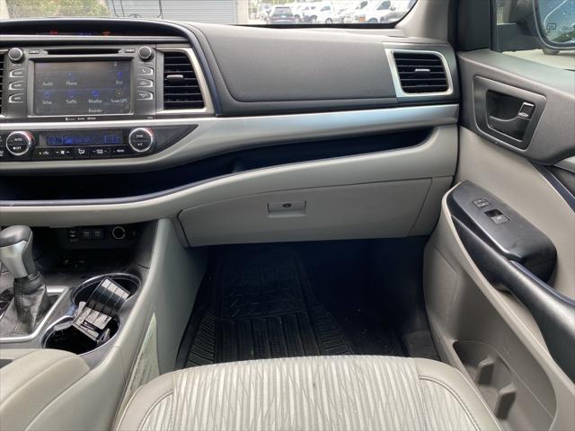 used 2019 Toyota Highlander car, priced at $21,973