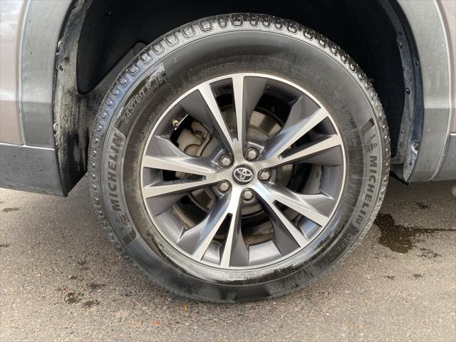 used 2019 Toyota Highlander car, priced at $21,973