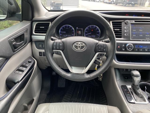 used 2019 Toyota Highlander car, priced at $21,973