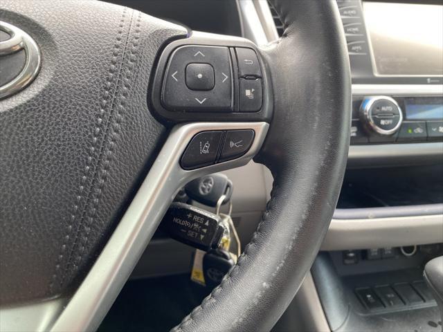 used 2019 Toyota Highlander car, priced at $21,973