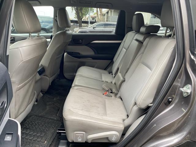 used 2019 Toyota Highlander car, priced at $21,973