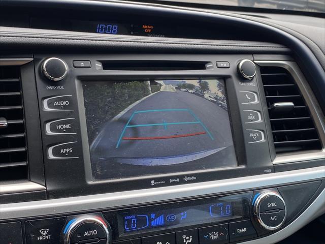 used 2019 Toyota Highlander car, priced at $21,973