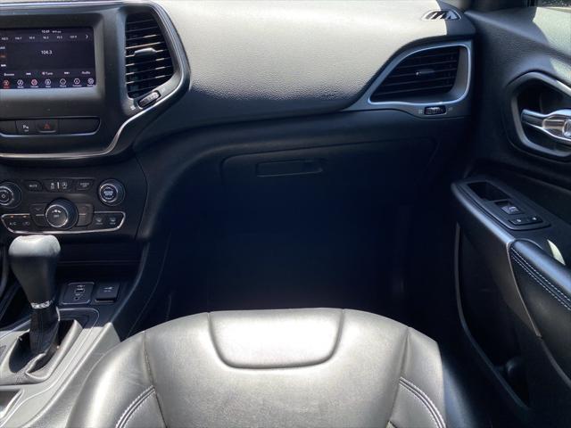 used 2019 Jeep Cherokee car, priced at $14,573