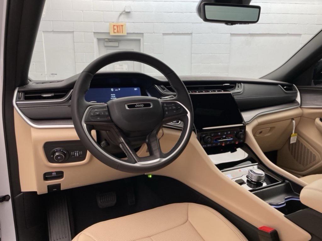 new 2025 Jeep Grand Cherokee L car, priced at $48,681