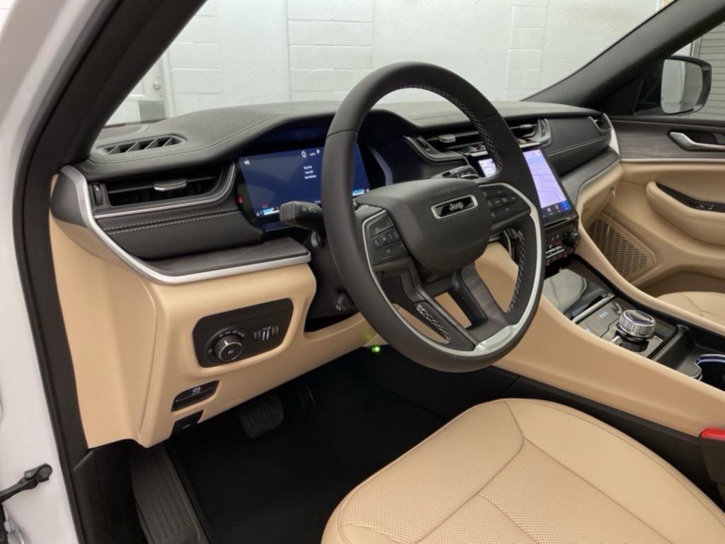 new 2025 Jeep Grand Cherokee L car, priced at $48,681