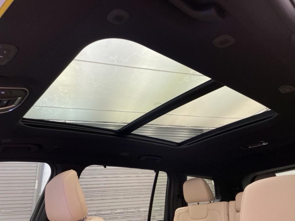 new 2025 Jeep Grand Cherokee L car, priced at $48,681