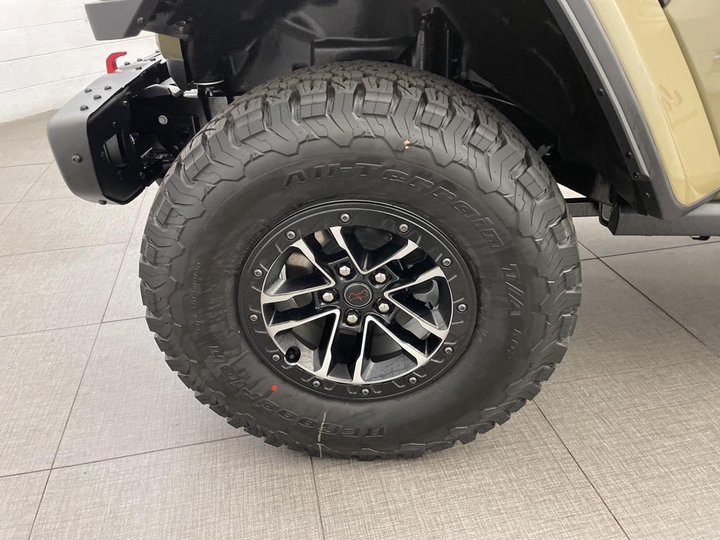 new 2025 Jeep Wrangler car, priced at $59,515