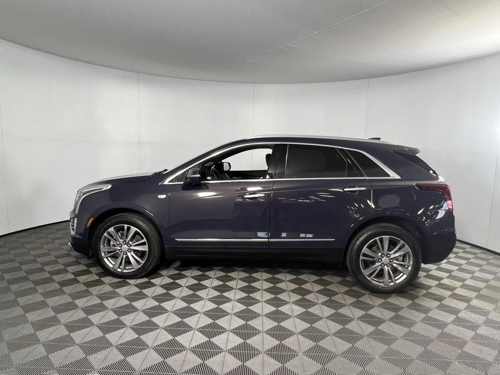 used 2024 Cadillac XT5 car, priced at $40,973