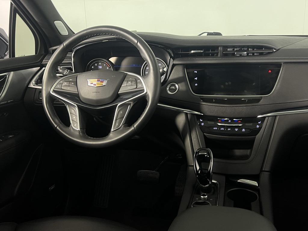 used 2024 Cadillac XT5 car, priced at $40,973
